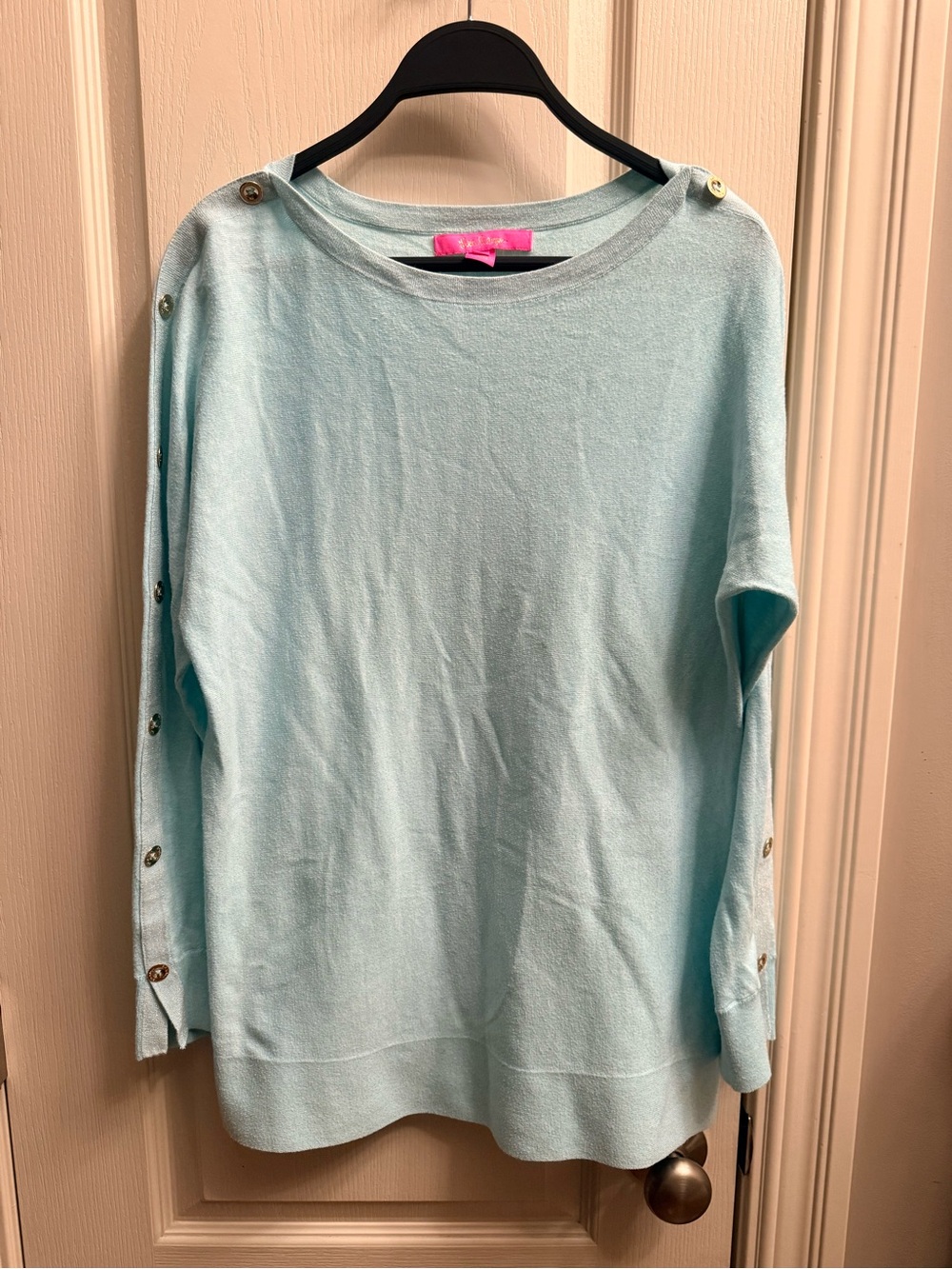 Lily Pulitzer Light Blue Button-Sleeve Women’s Sweater. Size Medium
